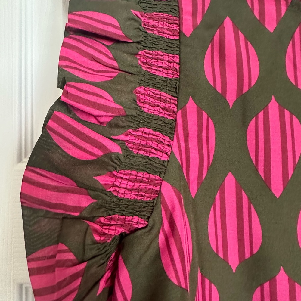 J. Marie Pink and Green Patterned Blouse size M - Picture 3 of 6